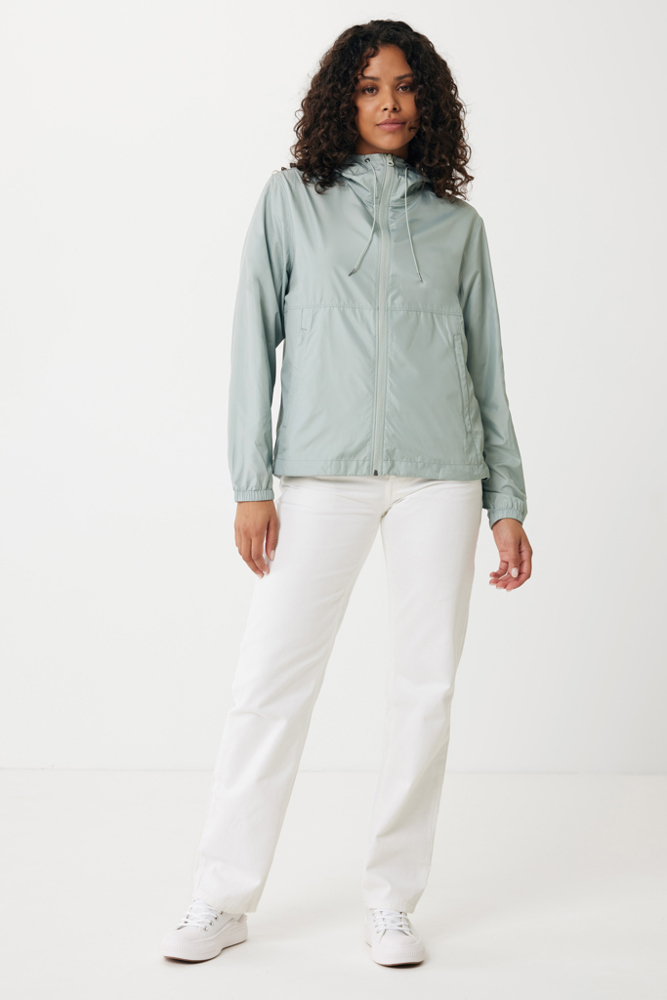 IQONIQ Logan gerecycled polyester lichtgewicht jas