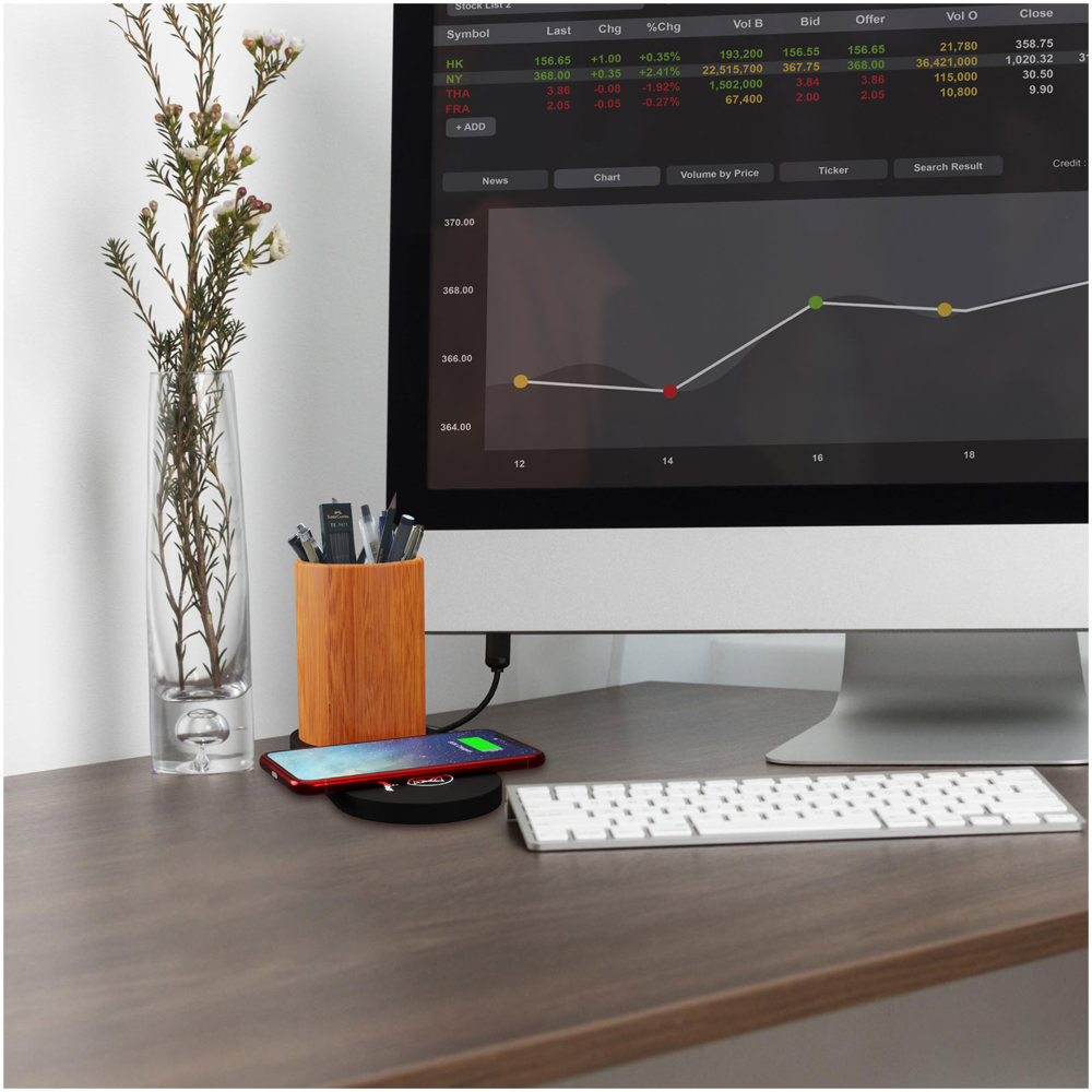 SCX.design W17 draadloos oplaadstation van 10 W met oplichtend logo en potloodhouder van bamboe