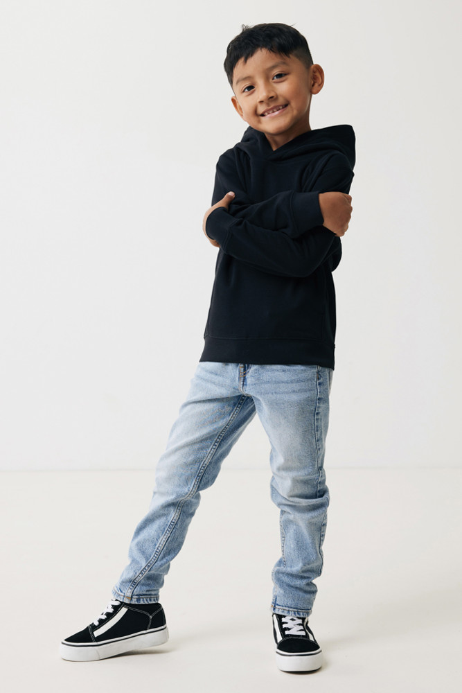 IQONIQ Yengo kids recycled katoen hoodie met steekzakken
